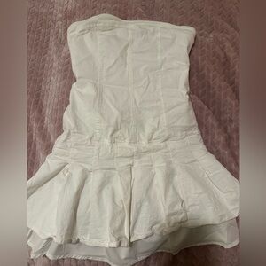 Lucy in the sky strapless linen dress